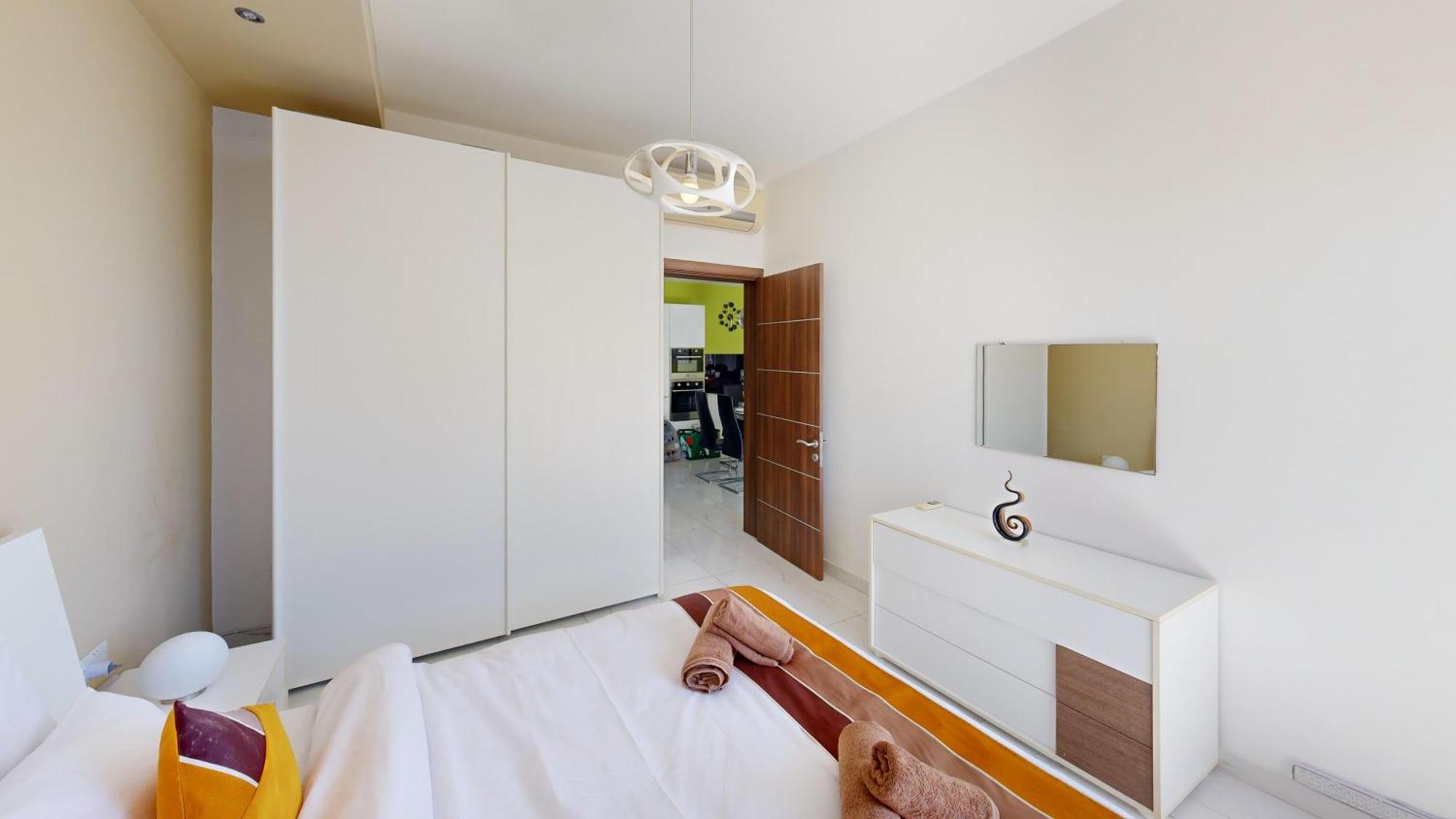 Amazing Spacious Apartment With Bbq & Jacuzzi Сент Джулианс Экстерьер фото